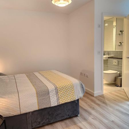 Lovely Luxury Apartment Near Luton Airport 801 Luaran gambar