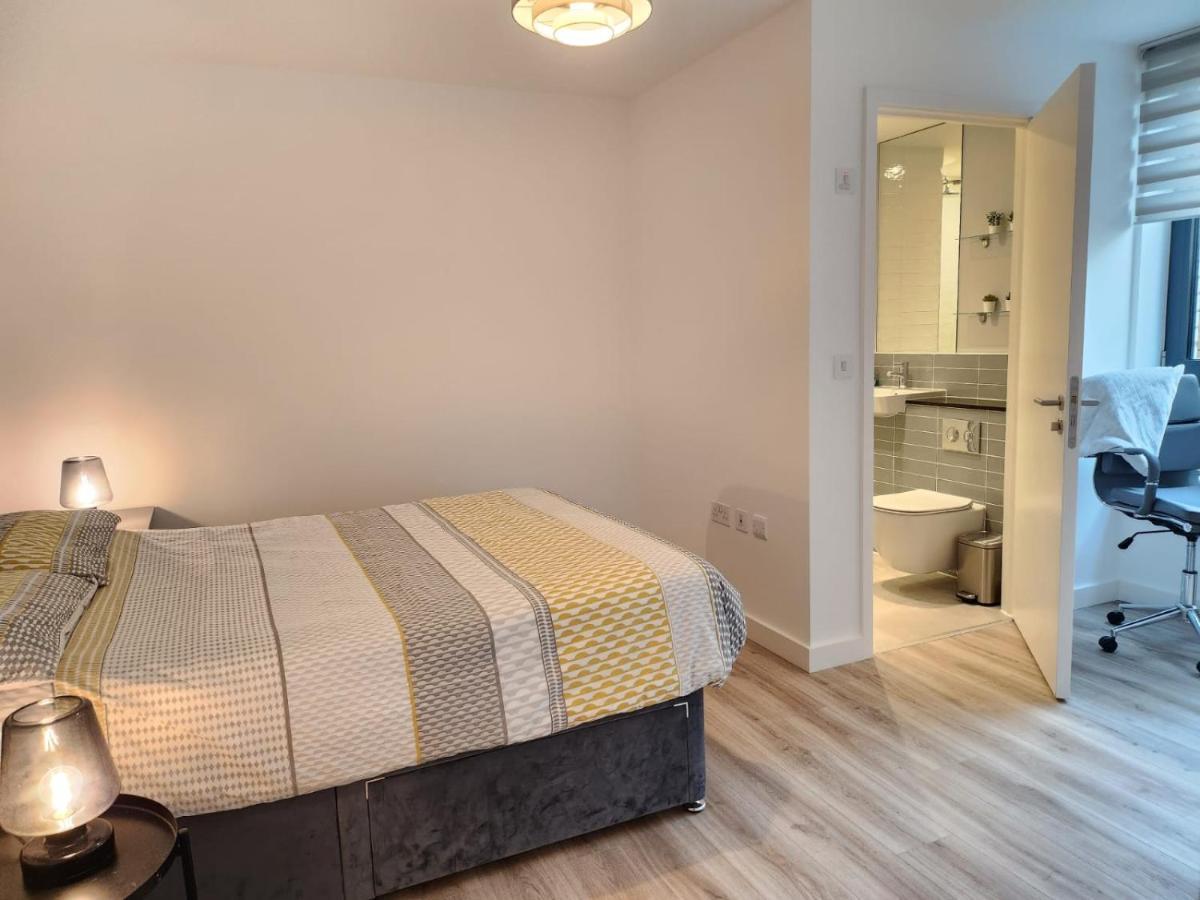 Lovely Luxury Apartment Near Luton Airport 801 Luaran gambar