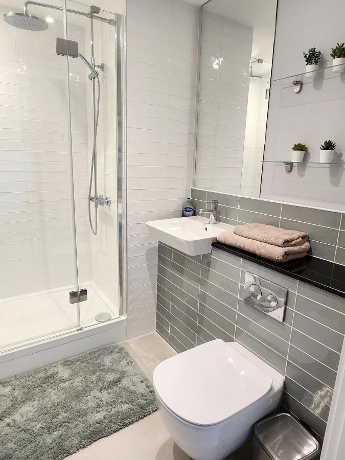 Lovely Luxury Apartment Near Luton Airport 801 Luaran gambar